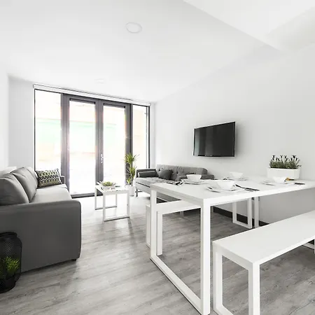 Destiny Student - New Mill * Dublin