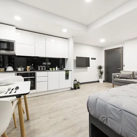 Destiny Student - New Mill Apartman Dublin