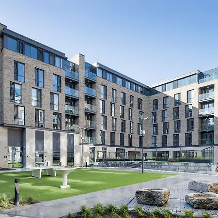 Destiny Student - New Mill Apartman Dublin